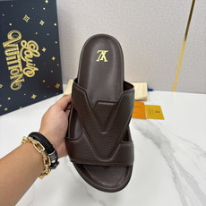 💋💍L家夏季新品 路易-威登 L*V PORTOFINO 凉拖 将法式奢华与夏日休闲完美 💋💍L家夏季新品 路易-威登 L*V PORTOFINO 凉拖 将法式奢华与夏日休闲完美