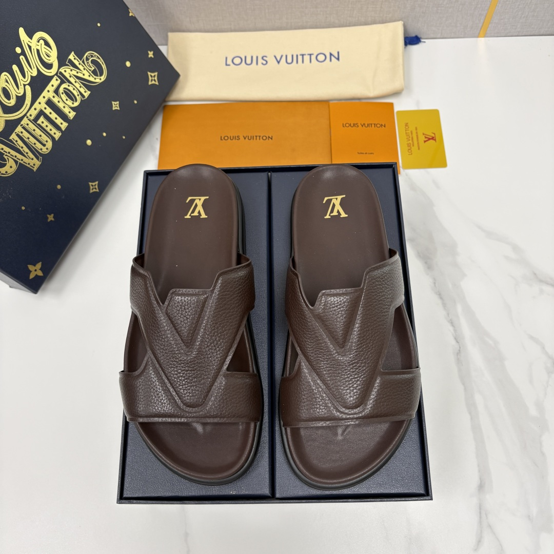 💋💍L家夏季新品  路易-威登    L*V  PORTOFINO 凉拖    将法式奢华与夏日休闲完美