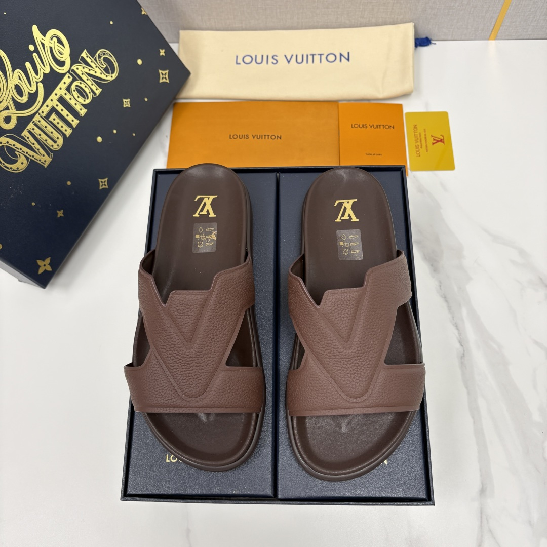💋💍L家夏季新品  路易-威登    L*V  PORTOFINO 凉拖    将法式奢华与夏日休闲完美