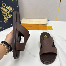 💋💍L家夏季新品 路易-威登 L*V PORTOFINO 凉拖 将法式奢华与夏日休闲完美 💋💍L家夏季新品 路易-威登 L*V PORTOFINO 凉拖 将法式奢华与夏日休闲完美