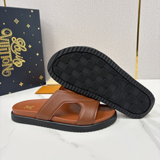 💋💍L家夏季新品 路易-威登 L*V PORTOFINO 凉拖 将法式奢华与夏日休闲完美 💋💍L家夏季新品 路易-威登 L*V PORTOFINO 凉拖 将法式奢华与夏日休闲完美