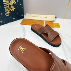 💋💍L家夏季新品 路易-威登 L*V PORTOFINO 凉拖 将法式奢华与夏日休闲完美 💋💍L家夏季新品 路易-威登 L*V PORTOFINO 凉拖 将法式奢华与夏日休闲完美
