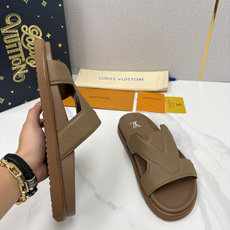 💋💍L家夏季新品 路易-威登 L*V PORTOFINO 凉拖 将法式奢华与夏日休闲完美 💋💍L家夏季新品 路易-威登 L*V PORTOFINO 凉拖 将法式奢华与夏日休闲完美