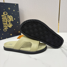 💋💍L家夏季新品 路易-威登 L*V PORTOFINO 凉拖 将法式奢华与夏日休闲完美 💋💍L家夏季新品 路易-威登 L*V PORTOFINO 凉拖 将法式奢华与夏日休闲完美