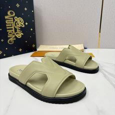 💋💍L家夏季新品 路易-威登 L*V PORTOFINO 凉拖 将法式奢华与夏日休闲完美 💋💍L家夏季新品 路易-威登 L*V PORTOFINO 凉拖 将法式奢华与夏日休闲完美