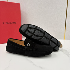💋💍SF 菲拉~Ferragam* 新品GANCINI扣饰开车莫卡辛鞋 一脚蹬豆豆鞋便鞋 采用进 💋💍SF 菲拉~Ferragam* 新品GANCINI扣饰开车莫卡辛鞋 一脚蹬豆豆鞋便鞋 采用进