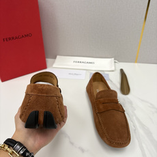 💋💍SF 菲拉~Ferragam* 新品GANCINI扣饰开车莫卡辛鞋 一脚蹬豆豆鞋便鞋 采用进 💋💍SF 菲拉~Ferragam* 新品GANCINI扣饰开车莫卡辛鞋 一脚蹬豆豆鞋便鞋 采用进