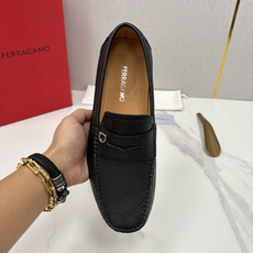 💋💍SF 菲拉~Ferragam* 新品GANCINI扣饰开车莫卡辛鞋 一脚蹬豆豆鞋便鞋 采用进 💋💍SF 菲拉~Ferragam* 新品GANCINI扣饰开车莫卡辛鞋 一脚蹬豆豆鞋便鞋 采用进