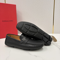 💋💍SF 菲拉~Ferragam* 新品GANCINI扣饰开车莫卡辛鞋 一脚蹬豆豆鞋便鞋 采用进 💋💍SF 菲拉~Ferragam* 新品GANCINI扣饰开车莫卡辛鞋 一脚蹬豆豆鞋便鞋 采用进