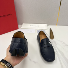 💋💍SF 菲拉~Ferragam* 新品GANCINI扣饰开车莫卡辛鞋 一脚蹬豆豆鞋便鞋 采用进 💋💍SF 菲拉~Ferragam* 新品GANCINI扣饰开车莫卡辛鞋 一脚蹬豆豆鞋便鞋 采用进