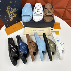 💋💍L家夏季新品 路易-威登 L*V 直拖老花凉拖|解锁夏日慵懒奢感 以标志性压花 Mo 💋💍L家夏季新品 路易-威登 L*V 直拖老花凉拖|解锁夏日慵懒奢感 以标志性压花 Mo