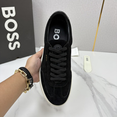 💋💍BOSS 男士新款 HUG*O BOSS男士休闲德训鞋 运动休闲的质感平衡。采用头层反毛牛皮 💋💍BOSS 男士新款 HUG*O BOSS男士休闲德训鞋 运动休闲的质感平衡。采用头层反毛牛皮
