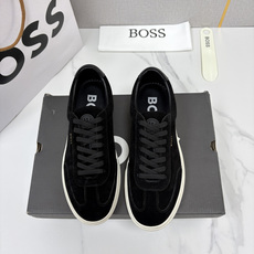💋💍BOSS 男士新款 HUG*O BOSS男士休闲德训鞋 运动休闲的质感平衡。采用头层反毛牛皮 💋💍BOSS 男士新款 HUG*O BOSS男士休闲德训鞋 运动休闲的质感平衡。采用头层反毛牛皮