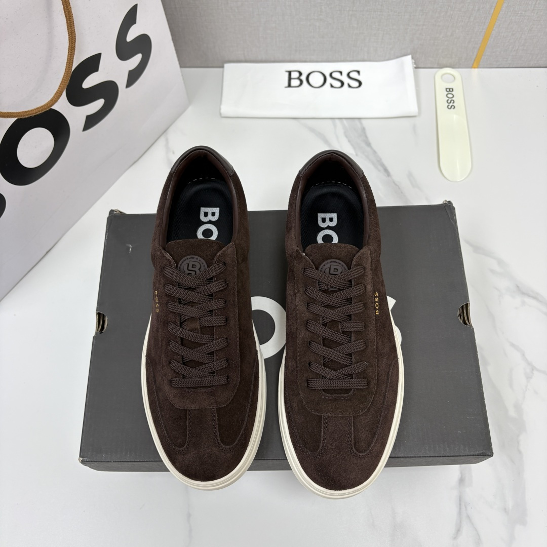 💋💍BOSS 男士新款  HUG*O BOSS男士休闲德训鞋    运动休闲的质感平衡。采用头层反毛牛皮