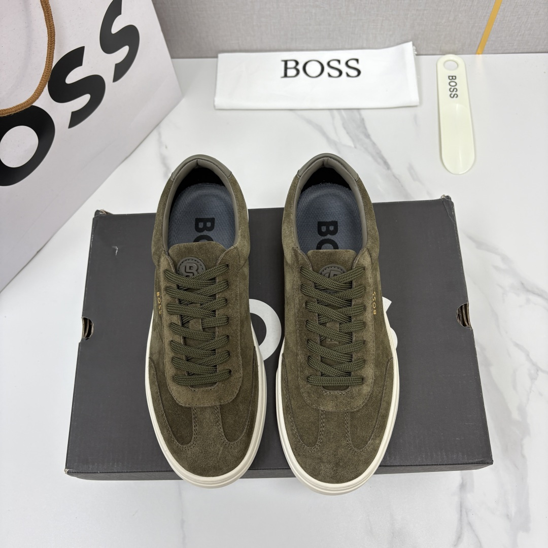💋💍BOSS 男士新款  HUG*O BOSS男士休闲德训鞋    运动休闲的质感平衡。采用头层反毛牛皮