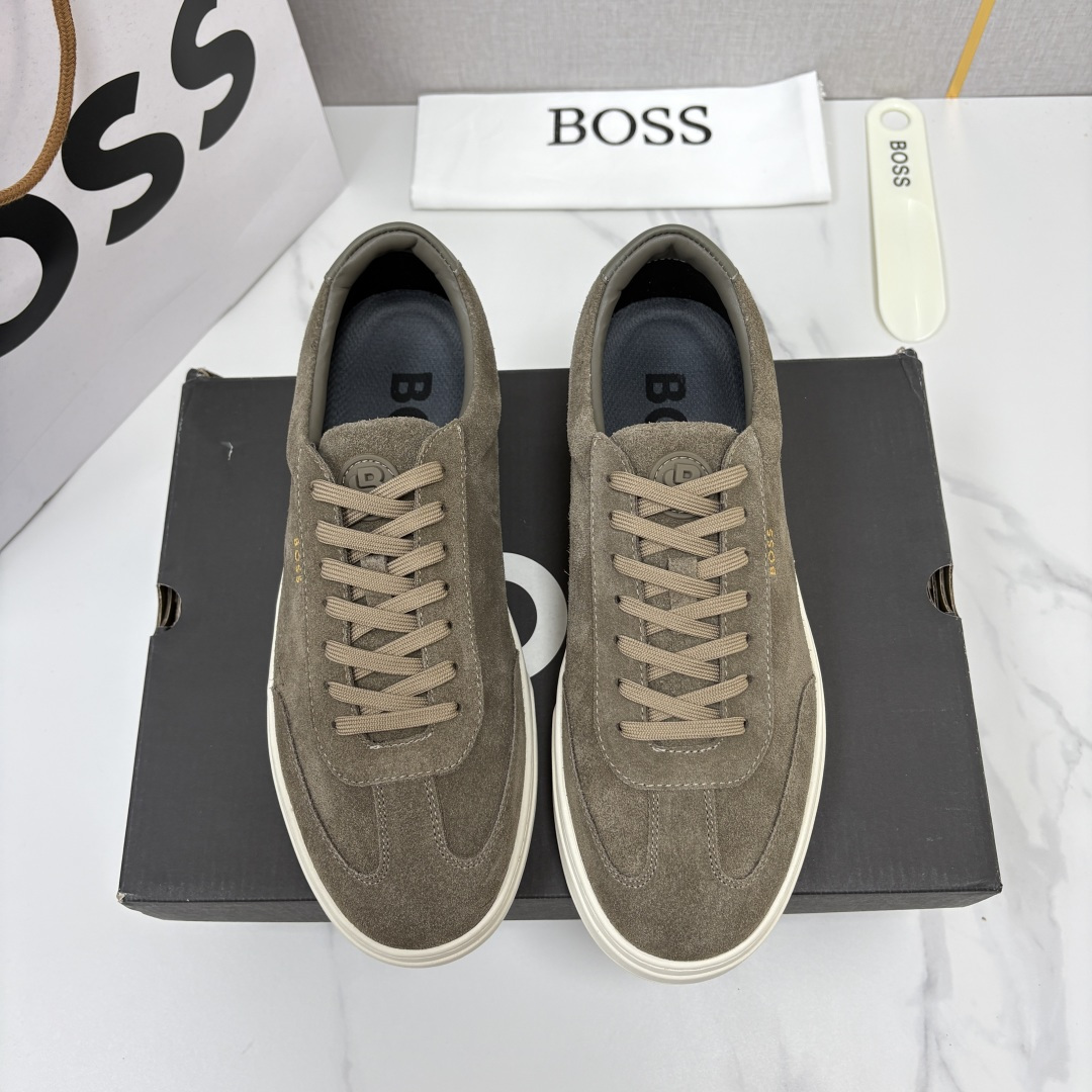 💋💍BOSS 男士新款  HUG*O BOSS男士休闲德训鞋    运动休闲的质感平衡。采用头层反毛牛皮