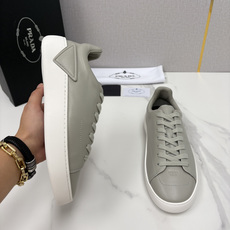 💋💍P家 最新单品运动鞋板鞋系列 Court 运动鞋,传承经典设计 鞋面简单车线工艺,内里超软羊皮,侧 💋💍P家 最新单品运动鞋板鞋系列 Court 运动鞋,传承经典设计 鞋面简单车线工艺,内里超软羊皮,侧
