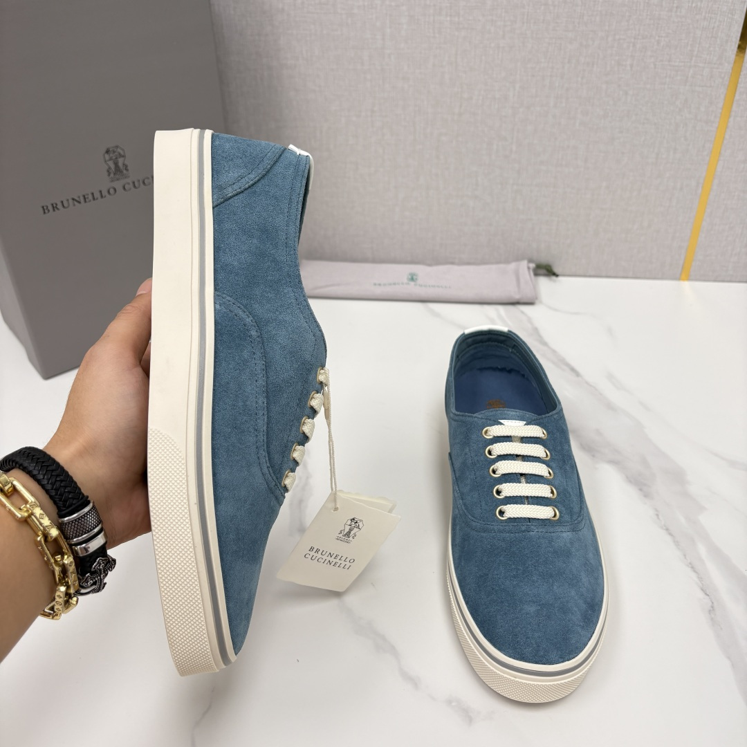 💋💍BC 家新品      Brunello Cucinell*  板鞋系列的标志胶底鞋款，休闲运动板鞋
