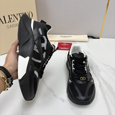 💋💍VT家新品 🆕 华伦-天奴 Valentin* Garavan* Demi Vee 撞色拼接 💋💍VT家新品 🆕 华伦-天奴 Valentin* Garavan* Demi Vee 撞色拼接