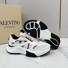 💋💍VT家新品 🆕 华伦-天奴 Valentin* Garavan* Demi Vee 撞色拼接 💋💍VT家新品 🆕 华伦-天奴 Valentin* Garavan* Demi Vee 撞色拼接