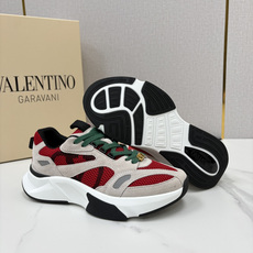💋💍VT家新品 🆕 华伦-天奴 Valentin* Garavan* Demi Vee 撞色拼接 💋💍VT家新品 🆕 华伦-天奴 Valentin* Garavan* Demi Vee 撞色拼接