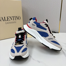 💋💍VT家新品 🆕 华伦-天奴 Valentin* Garavan* Demi Vee 撞色拼接 💋💍VT家新品 🆕 华伦-天奴 Valentin* Garavan* Demi Vee 撞色拼接