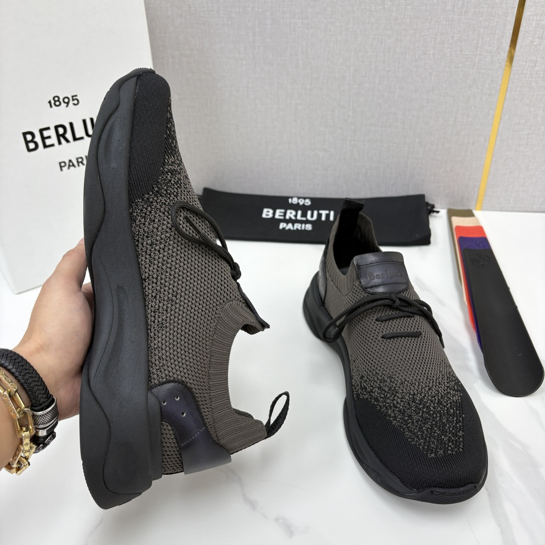 💋💍Berlut* 布鲁提新品 升级版第二代大底 Shadow飞织运动鞋 原版开发打造 官方 13,600 作 💋💍Berlut* 布鲁提新品 升级版第二代大底 Shadow飞织运动鞋 原版开发打造 官方 13,600 作