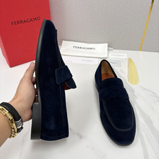💋💍SF家 菲拉~ 新品GANCINI扣饰男士莫卡新乐福鞋皮鞋 一脚蹬便鞋 官方 7680 这款牛皮乐福鞋 💋💍SF家 菲拉~ 新品GANCINI扣饰男士莫卡新乐福鞋皮鞋 一脚蹬便鞋 官方 7680 这款牛皮乐福鞋