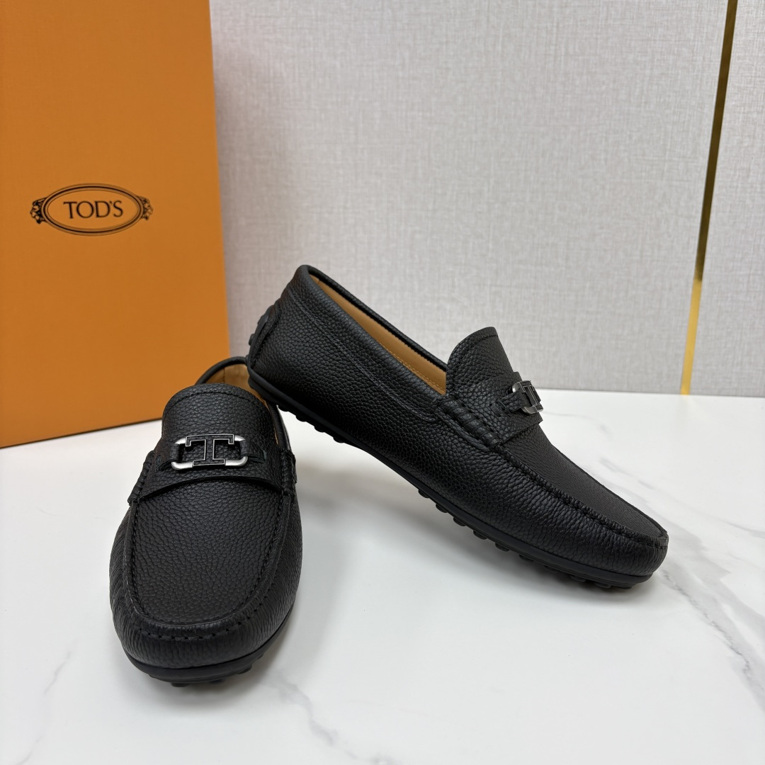 💋💍TOD*S 托德-斯 新品豆豆底乐福鞋系列 意式匠心与舒适美学的融合 TOD*S 作为意大利奢华皮具与鞋履品 💋💍TOD*S 托德-斯 新品豆豆底乐福鞋系列 意式匠心与舒适美学的融合 TOD*S 作为意大利奢华皮具与鞋履品