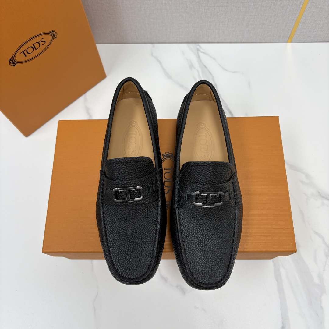 💋💍TOD*S 托德-斯 新品豆豆底乐福鞋系列 意式匠心与舒适美学的融合 TOD*S 作为意大利奢华皮具与鞋履品 💋💍TOD*S 托德-斯 新品豆豆底乐福鞋系列 意式匠心与舒适美学的融合 TOD*S 作为意大利奢华皮具与鞋履品