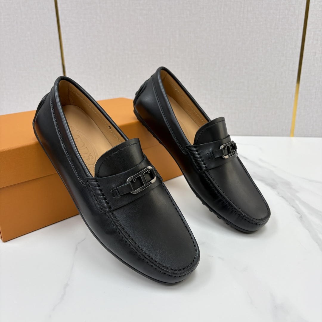 💋💍TOD*S 托德-斯 新品豆豆底乐福鞋系列 意式匠心与舒适美学的融合 TOD*S 作为意大利奢华皮具与鞋履品 💋💍TOD*S 托德-斯 新品豆豆底乐福鞋系列 意式匠心与舒适美学的融合 TOD*S 作为意大利奢华皮具与鞋履品