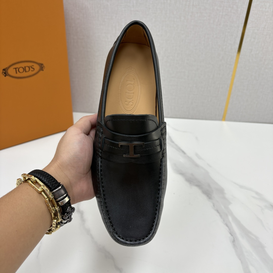 💋💍TOD*S 托德-斯 新品豆豆底乐福鞋系列 意式匠心与舒适美学的融合 TOD*S 作为意大利奢华皮具与鞋履品 💋💍TOD*S 托德-斯 新品豆豆底乐福鞋系列 意式匠心与舒适美学的融合 TOD*S 作为意大利奢华皮具与鞋履品