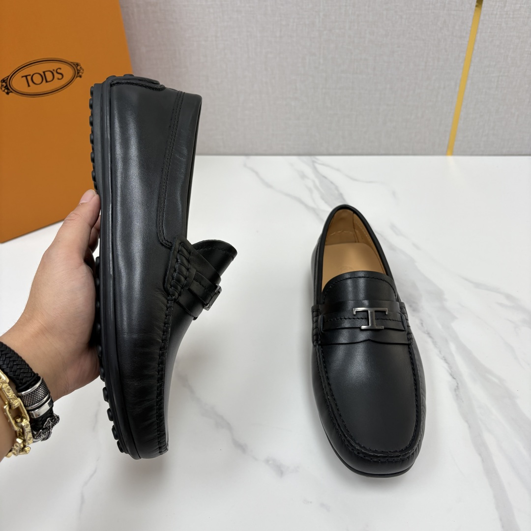 💋💍TOD*S 托德-斯 新品豆豆底乐福鞋系列 意式匠心与舒适美学的融合 TOD*S 作为意大利奢华皮具与鞋履品 💋💍TOD*S 托德-斯 新品豆豆底乐福鞋系列 意式匠心与舒适美学的融合 TOD*S 作为意大利奢华皮具与鞋履品