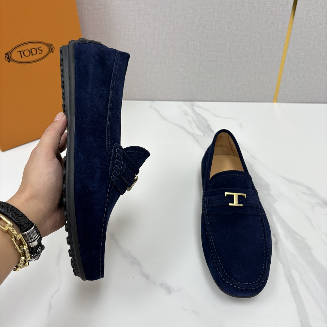 💋💍TOD*S 托德-斯 新品豆豆底乐福鞋系列 意式匠心与舒适美学的融合 TOD*S 作为意大利奢华皮具与鞋履品 💋💍TOD*S 托德-斯 新品豆豆底乐福鞋系列 意式匠心与舒适美学的融合 TOD*S 作为意大利奢华皮具与鞋履品