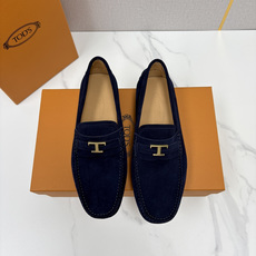 💋💍TOD*S 托德-斯 新品豆豆底乐福鞋系列 意式匠心与舒适美学的融合 TOD*S 作为意大利奢华皮具与鞋履品 💋💍TOD*S 托德-斯 新品豆豆底乐福鞋系列 意式匠心与舒适美学的融合 TOD*S 作为意大利奢华皮具与鞋履品