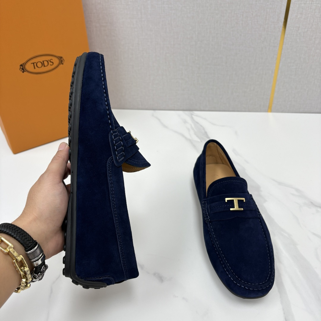 💋💍TOD*S 托德-斯 新品豆豆底乐福鞋系列 意式匠心与舒适美学的融合 TOD*S 作为意大利奢华皮具与鞋履品 💋💍TOD*S 托德-斯 新品豆豆底乐福鞋系列 意式匠心与舒适美学的融合 TOD*S 作为意大利奢华皮具与鞋履品