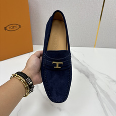 💋💍TOD*S 托德-斯 新品豆豆底乐福鞋系列 意式匠心与舒适美学的融合 TOD*S 作为意大利奢华皮具与鞋履品 💋💍TOD*S 托德-斯 新品豆豆底乐福鞋系列 意式匠心与舒适美学的融合 TOD*S 作为意大利奢华皮具与鞋履品