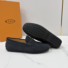 💋💍TOD*S 托德-斯 新品豆豆底乐福鞋系列 意式匠心与舒适美学的融合 TOD*S 作为意大利奢华皮具与鞋履品 💋💍TOD*S 托德-斯 新品豆豆底乐福鞋系列 意式匠心与舒适美学的融合 TOD*S 作为意大利奢华皮具与鞋履品