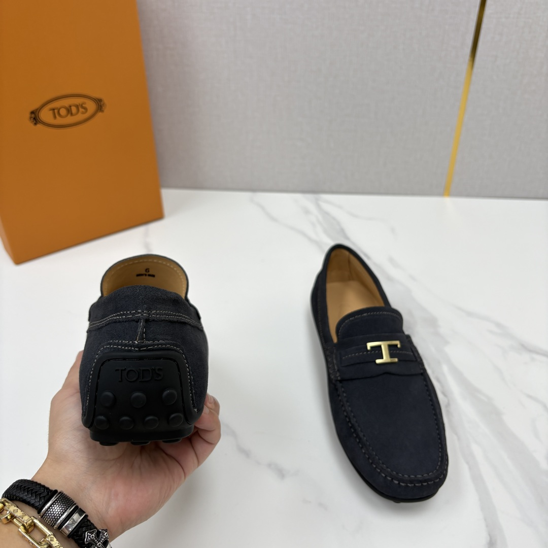 💋💍TOD*S 托德-斯 新品豆豆底乐福鞋系列 意式匠心与舒适美学的融合 TOD*S 作为意大利奢华皮具与鞋履品 💋💍TOD*S 托德-斯 新品豆豆底乐福鞋系列 意式匠心与舒适美学的融合 TOD*S 作为意大利奢华皮具与鞋履品