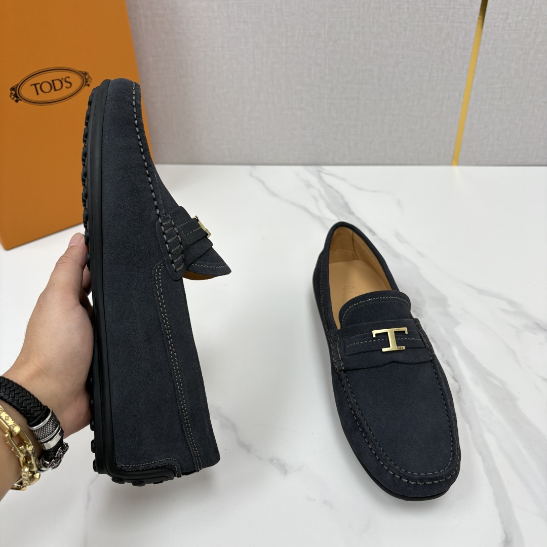💋💍TOD*S 托德-斯 新品豆豆底乐福鞋系列 意式匠心与舒适美学的融合 TOD*S 作为意大利奢华皮具与鞋履品 💋💍TOD*S 托德-斯 新品豆豆底乐福鞋系列 意式匠心与舒适美学的融合 TOD*S 作为意大利奢华皮具与鞋履品