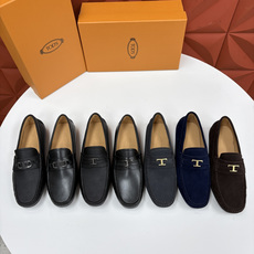 💋💍TOD*S 托德-斯 新品豆豆底乐福鞋系列 意式匠心与舒适美学的融合 TOD*S 作为意大利奢华皮具与鞋履品 💋💍TOD*S 托德-斯 新品豆豆底乐福鞋系列 意式匠心与舒适美学的融合 TOD*S 作为意大利奢华皮具与鞋履品