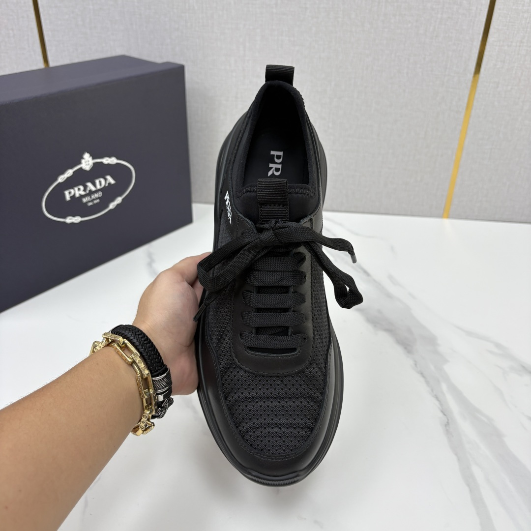 💋💍P 家新品 Prad* 普拉-达 新款男士小牛皮拼网布运动鞋出货! 莞产猛货。机能风休闲鞋 | 豪门贵公子的“ 💋💍P 家新品 Prad* 普拉-达 新款男士小牛皮拼网布运动鞋出货! 莞产猛货。机能风休闲鞋 | 豪门贵公子的“