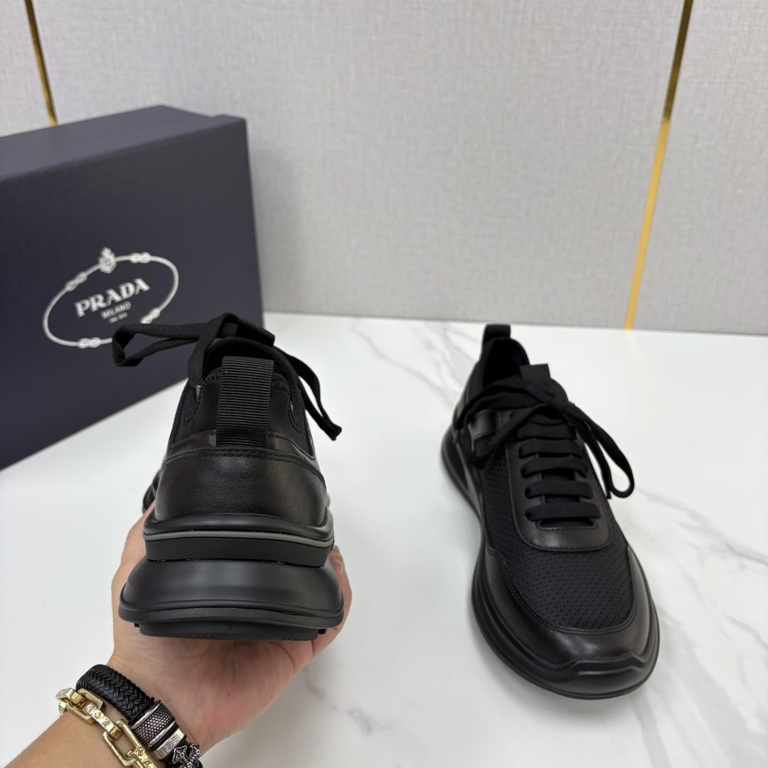 💋💍P 家新品 Prad* 普拉-达 新款男士小牛皮拼网布运动鞋出货! 莞产猛货。机能风休闲鞋 | 豪门贵公子的“ 💋💍P 家新品 Prad* 普拉-达 新款男士小牛皮拼网布运动鞋出货! 莞产猛货。机能风休闲鞋 | 豪门贵公子的“