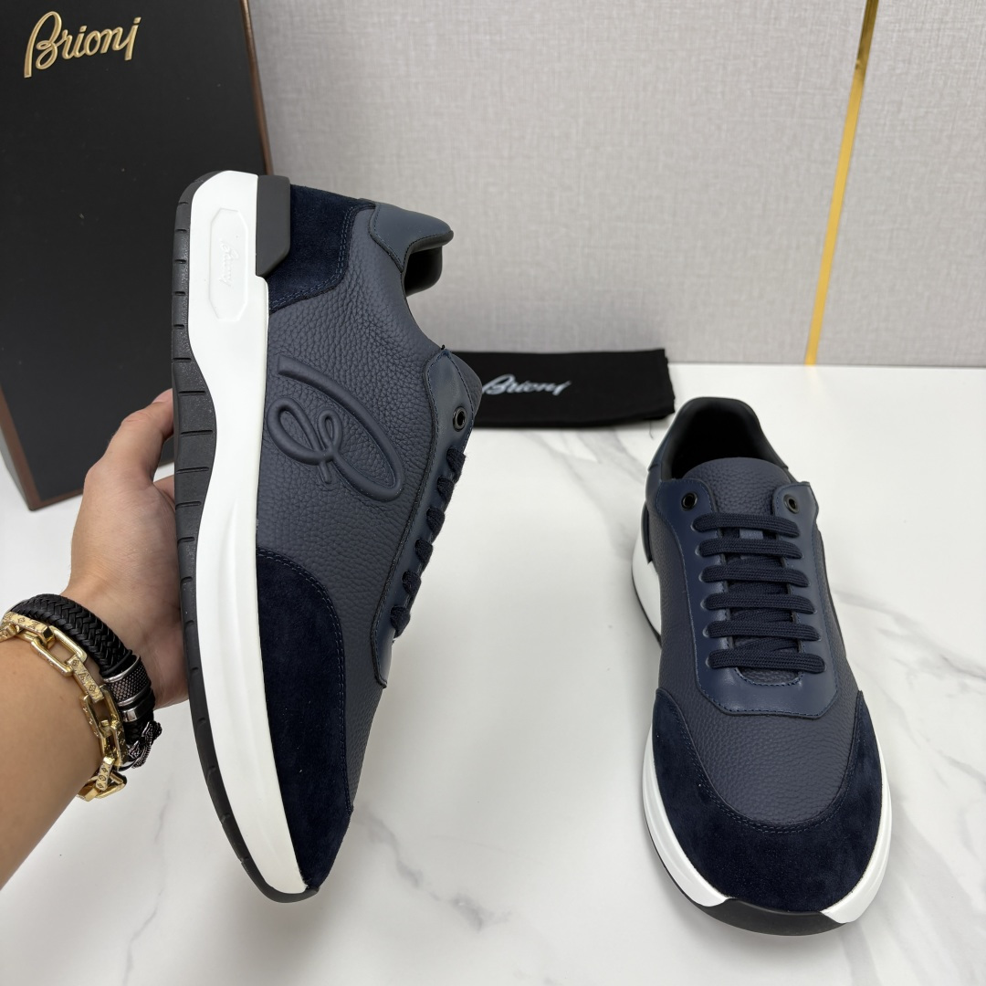 💋💍 Brion* (布里-奥尼) 男士新款轻奢休闲运动鞋 该品牌于1945年创立于意大利罗马的男装奢侈品牌 💋💍 Brion* (布里-奥尼) 男士新款轻奢休闲运动鞋 该品牌于1945年创立于意大利罗马的男装奢侈品牌