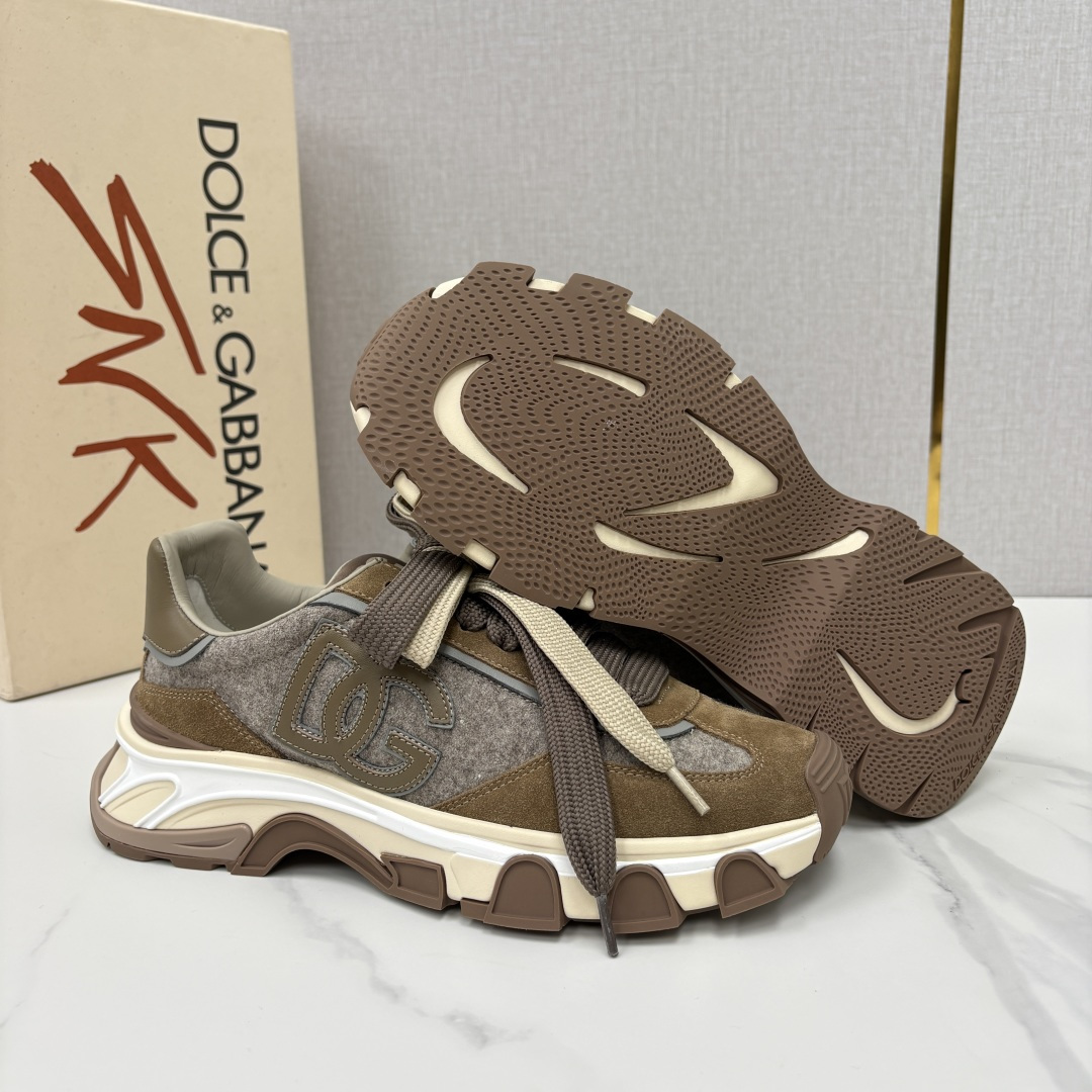 💋💍DG 家新品 Dolce &Gabban* 杜嘉~班纳 奢华复古机能风潮 Country Road 💋💍DG 家新品 Dolce &Gabban* 杜嘉~班纳 奢华复古机能风潮 Country Road