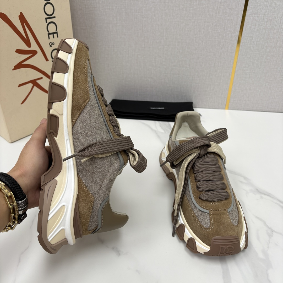 💋💍DG 家新品 Dolce &Gabban* 杜嘉~班纳 奢华复古机能风潮 Country Road 💋💍DG 家新品 Dolce &Gabban* 杜嘉~班纳 奢华复古机能风潮 Country Road