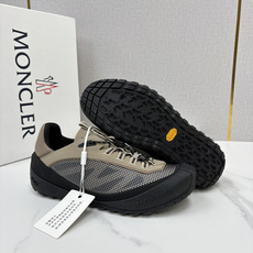 💋💍Moncle* 蒙-口 新品上新 男士运动鞋 官方 此款套穿式运动鞋的灵感源自品牌DNA,加衬元素源自 💋💍Moncle* 蒙-口 新品上新 男士运动鞋 官方 此款套穿式运动鞋的灵感源自品牌DNA,加衬元素源自
