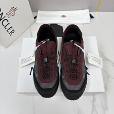 💋💍Moncle* 蒙-口 新品上新 男士运动鞋 官方 此款套穿式运动鞋的灵感源自品牌DNA,加衬元素源自 💋💍Moncle* 蒙-口 新品上新 男士运动鞋 官方 此款套穿式运动鞋的灵感源自品牌DNA,加衬元素源自