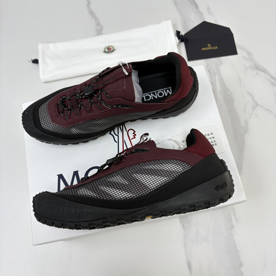 💋💍Moncle* 蒙-口 新品上新 男士运动鞋 官方 此款套穿式运动鞋的灵感源自品牌DNA,加衬元素源自 💋💍Moncle* 蒙-口 新品上新 男士运动鞋 官方 此款套穿式运动鞋的灵感源自品牌DNA,加衬元素源自
