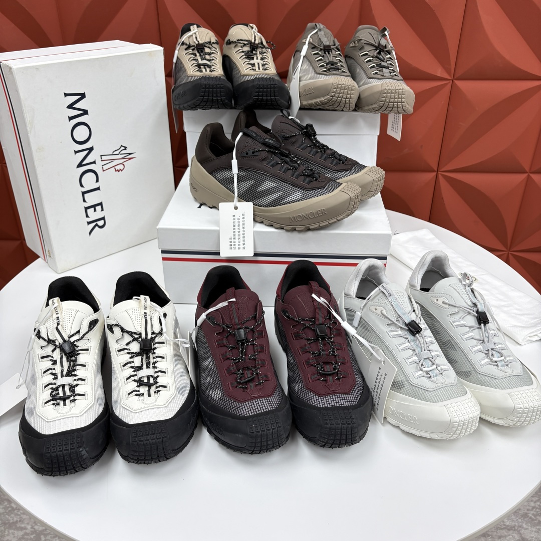💋💍Moncle* 蒙-口 新品上新 男士运动鞋 官方 此款套穿式运动鞋的灵感源自品牌DNA,加衬元素源自 💋💍Moncle* 蒙-口 新品上新 男士运动鞋 官方 此款套穿式运动鞋的灵感源自品牌DNA,加衬元素源自